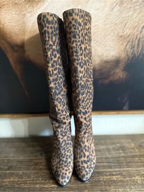 Women’s Leopard Print Knee-High Boots - Vince Camuto wide calf sz 9.5